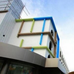 Hotel Papa Bangkok Siriraj